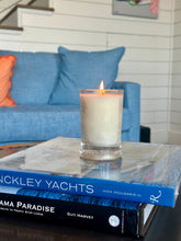 Load image into Gallery viewer, Vida Caña Rum X Port Aransas Candle
